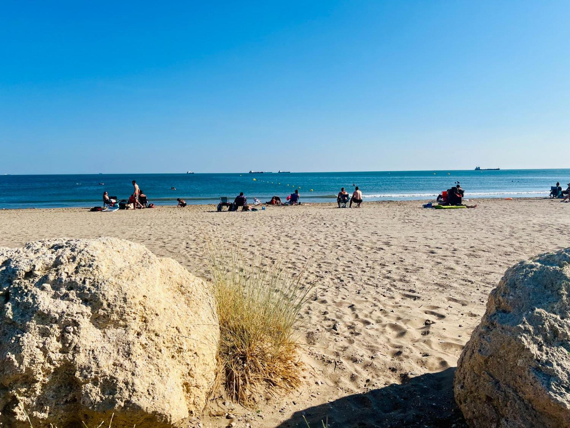 Le Coin De Mer 2, Bord De Mer, Plage 30M, Cosy, Clim, Wifi, 4 Personnes Fos-sur-Mer Dış mekan fotoğraf